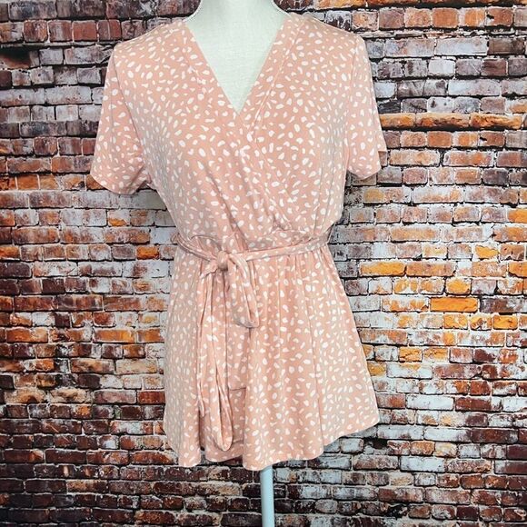 NWT Torrid Crepe Wrap Peplum Blouse - Picture 3 of 8